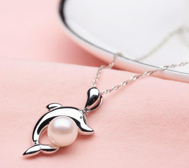 Korean Fashion Imitation Silver Zircon Pendant Necklace for Women