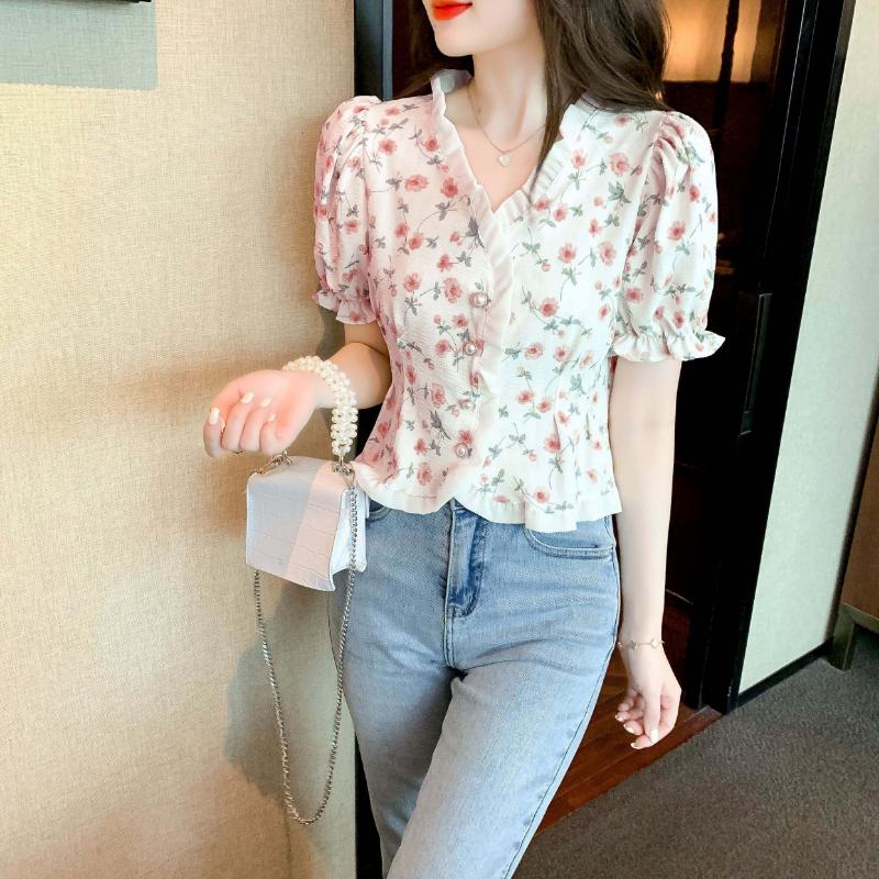 Summer Chic Women's Shirt Has A Design Sense of Niche Floral Ruffle Edge Bubble Sleeve Short Tops