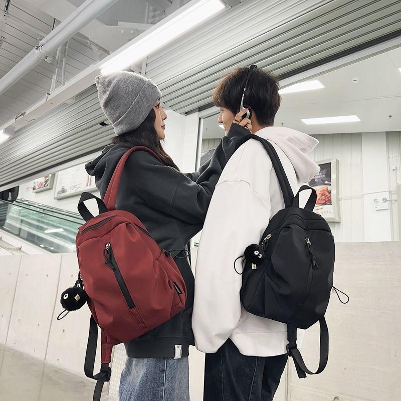 Lightweight Travel Backpack Stylish Hiking Bag Casual Outdoor Schoolbag for College Students Minimalist Design Backpack