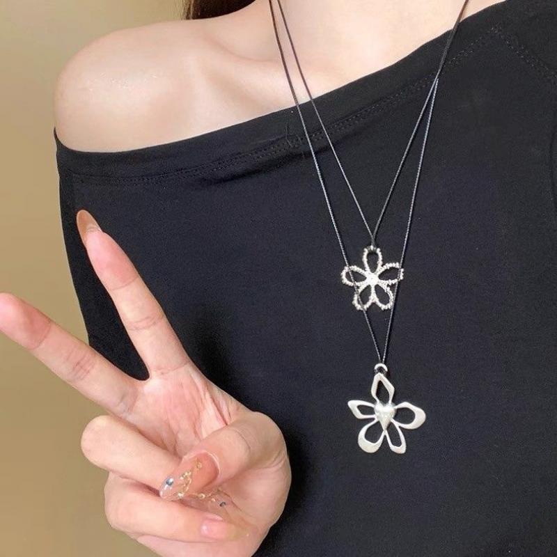 Fashion Silver Color Hollow Flower Long Necklace for Women Girls Simple Adjustable Black Rope Chain Necklace Jewelry Gifts
