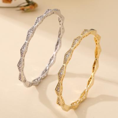 Hollow Micro-paved Zircon Rhombus Retro Fashion Temperament High-end Stylish Buckle Bracelet