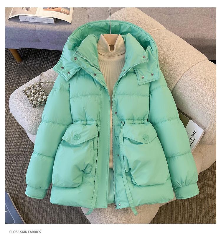 Padded clothes women's winter new long padded jackets close waist and look thin, thickened padded clothes, and thickened warm jackets.