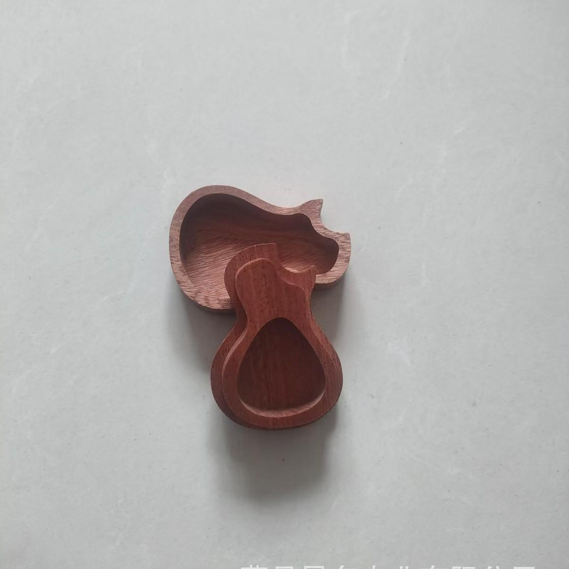 Wooden Guitar Pick Storage Box Guitar Pick Set.