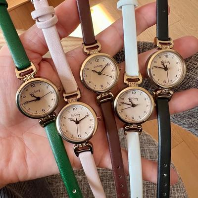 Retro Uhren für Damen  Luxus Quarz Armbanduhren mit kleinem Zifferblatt für neue Studenten Reloj Damenuhren Design Temperamentuhren
