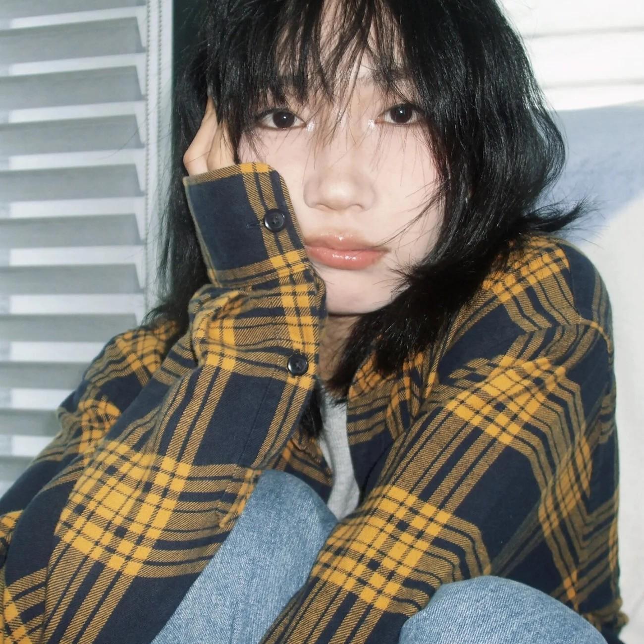 

Рубашка женская в клетку в стиле ретро-шик Гонконг - Дизайнерская трендовая куртка в американском стиле для весны, осени и зимы M жёлтый