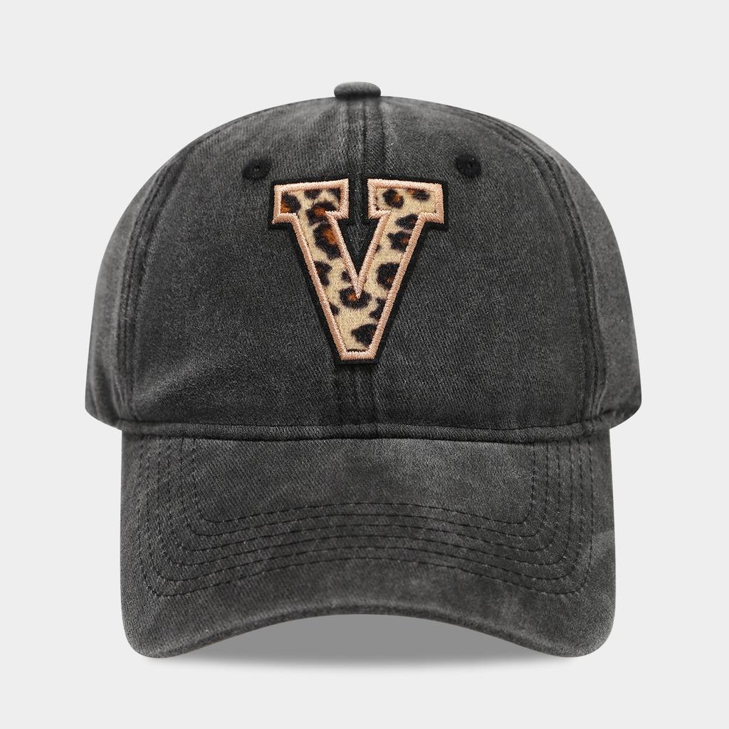 Black Baseball Cap, 26 English Letters Leopard Print Duckbill Hat, Women's Retro Fashion Sports Sun Hat, Trendy Cap