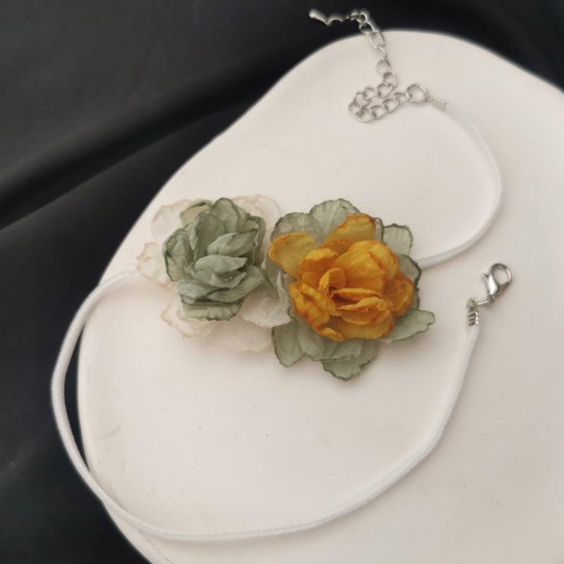 Simple Double Flowers Neckband Choker Necklace Jewelry Temperament Sweet Neck Chain Women Clavicle Chain Necklace