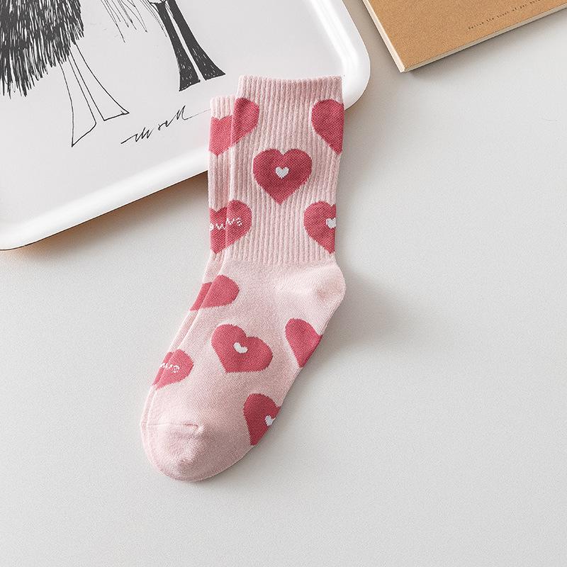 Trendy Unisex Pink Heart Mid-Calf Socks - Sweet, Fashionable, and Versatile Cotton for Spring and Autumn
