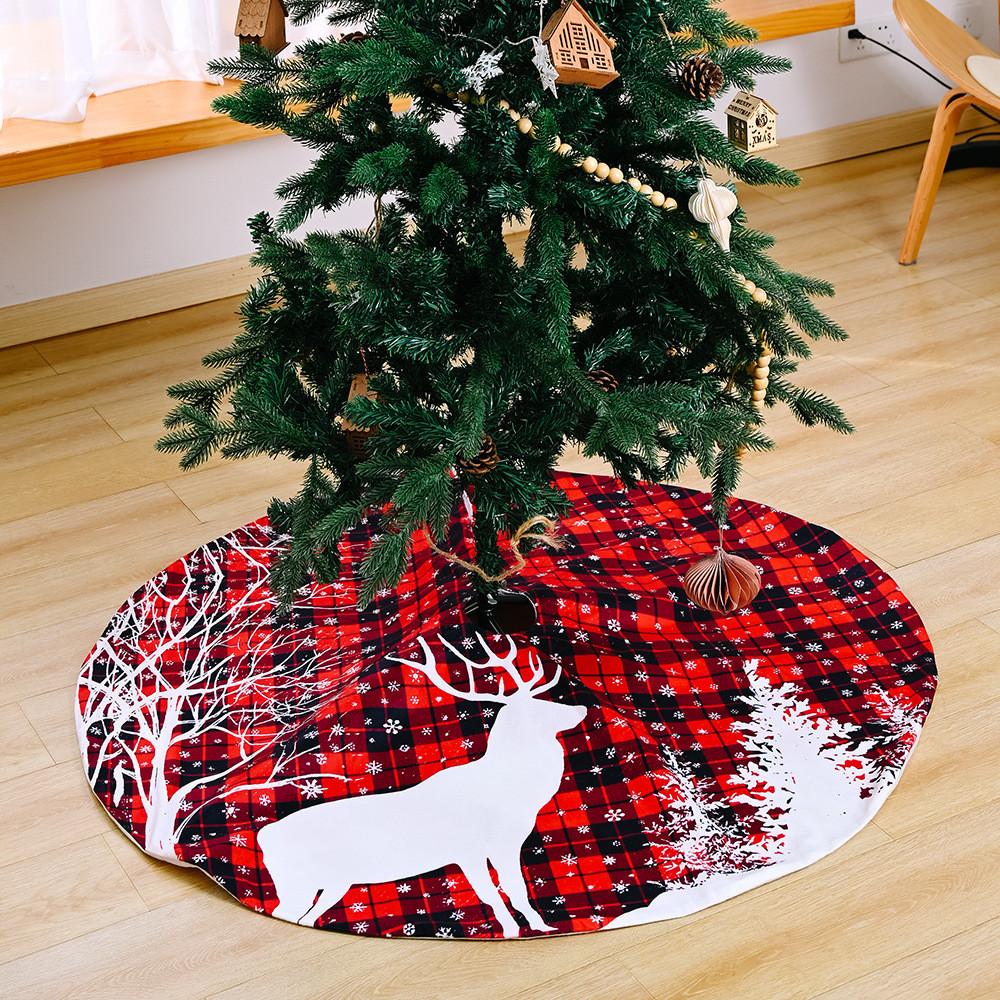 Festive Christmas Tree Skirt With Red Checkered Reindeer Design For Holiday Decor