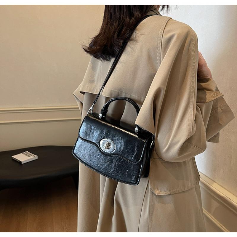 Retro fashion small square bag women's autumn and winter new high-end niche versatile shoulder messenger bag