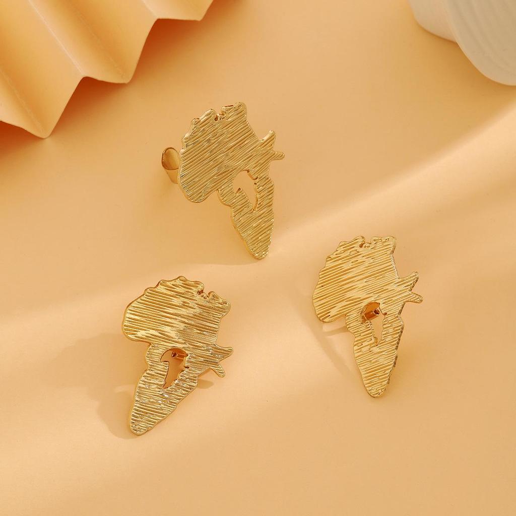 Exaggerated Geometric Metal Earrings: Irregular Fan-Shaped & Round Hollow Design (2-Piece Set)