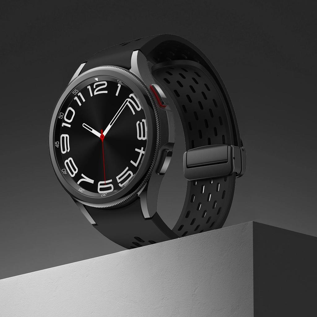 No Gaps Magnetic Strap for Samsung Galaxy Watch 6 Classic 43mm 47mm Bracelet for Galaxy 6/4/5 40 44mm 5 Pro Soft Silicone Strap