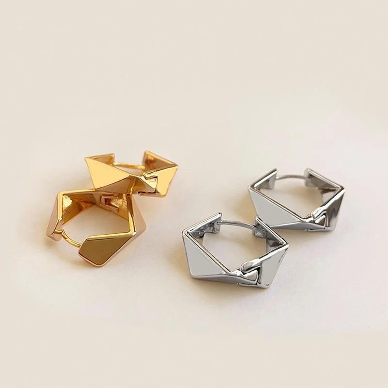 ANENJERY Geometric Irregular Polyhedral Hoop Earrings Simple Fashionable and Versatile Hip Hop Smooth Earrings Jewelry Gift
