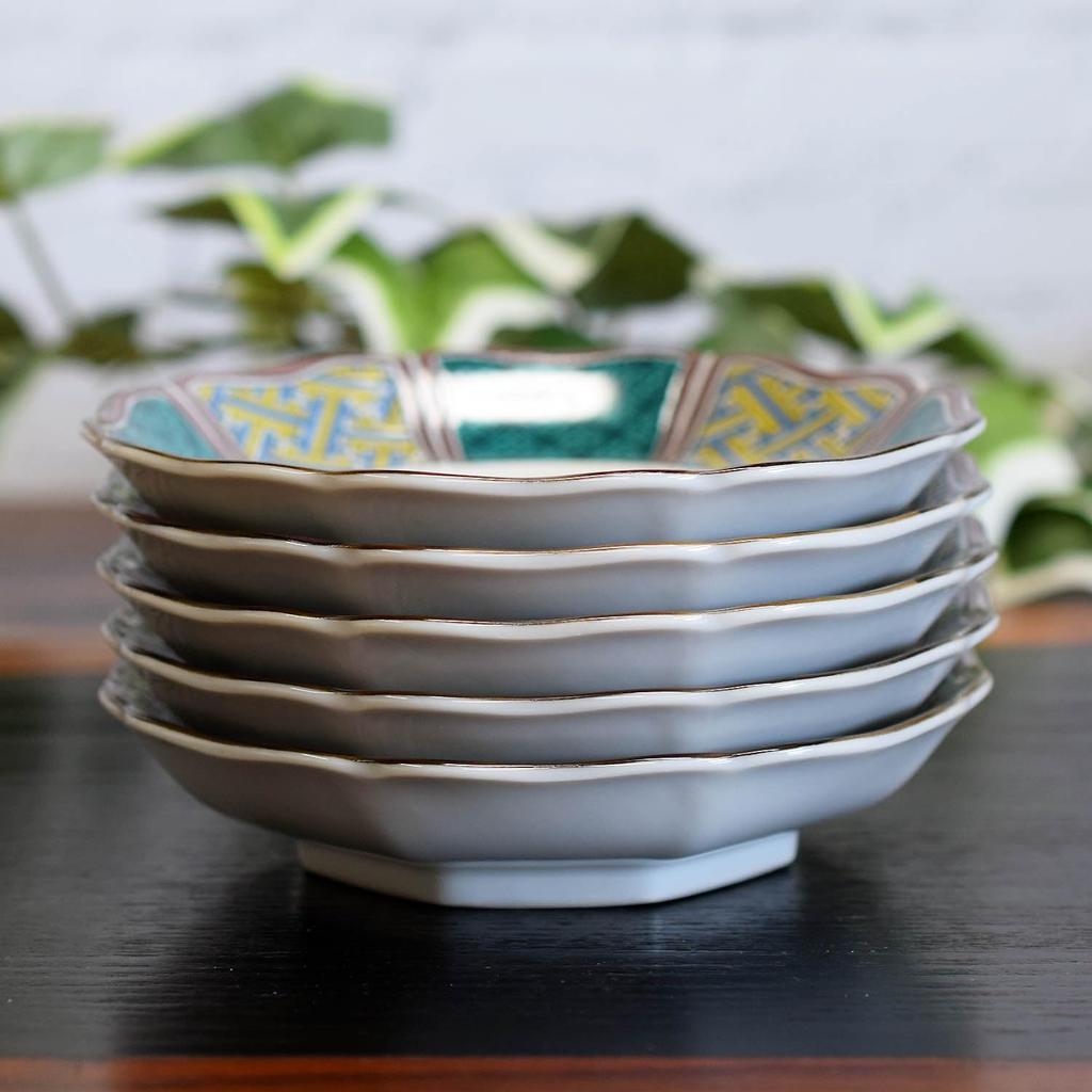 Waza No Kura Plate Stylish Kutani Ware Small Plates with Flower and Bird Made In Perfect As a Wedding Set (5-Piece Set) Designs. High-Quality