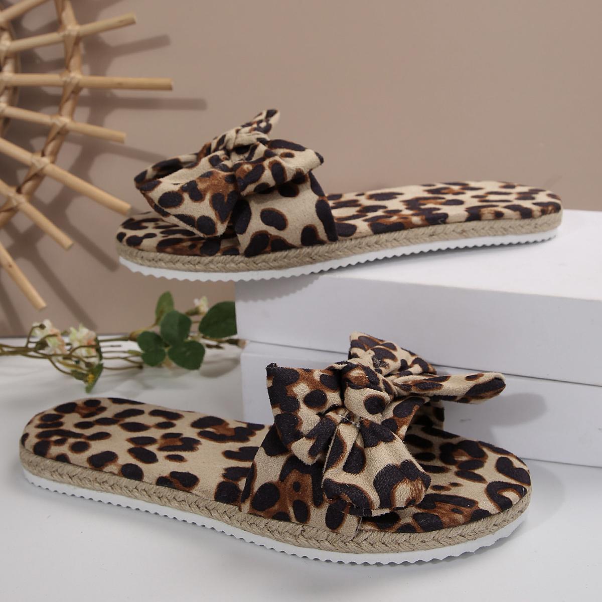 

Новые женские тапочки на плоской подошве, повседневные мягкие сандалии большого размера, удобные тапочки на платформе для улицы, домашние шлепанцы для женщин, zapatos de mujer 36