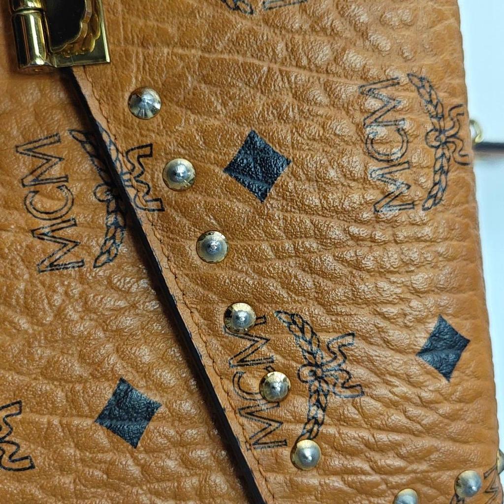 [Pre-Owned] Patricia Visetos Rhinestone Letter Eagle Print Pvc Chain Envelope Shoulder Crossbody Wallet - Fair #105W5NM