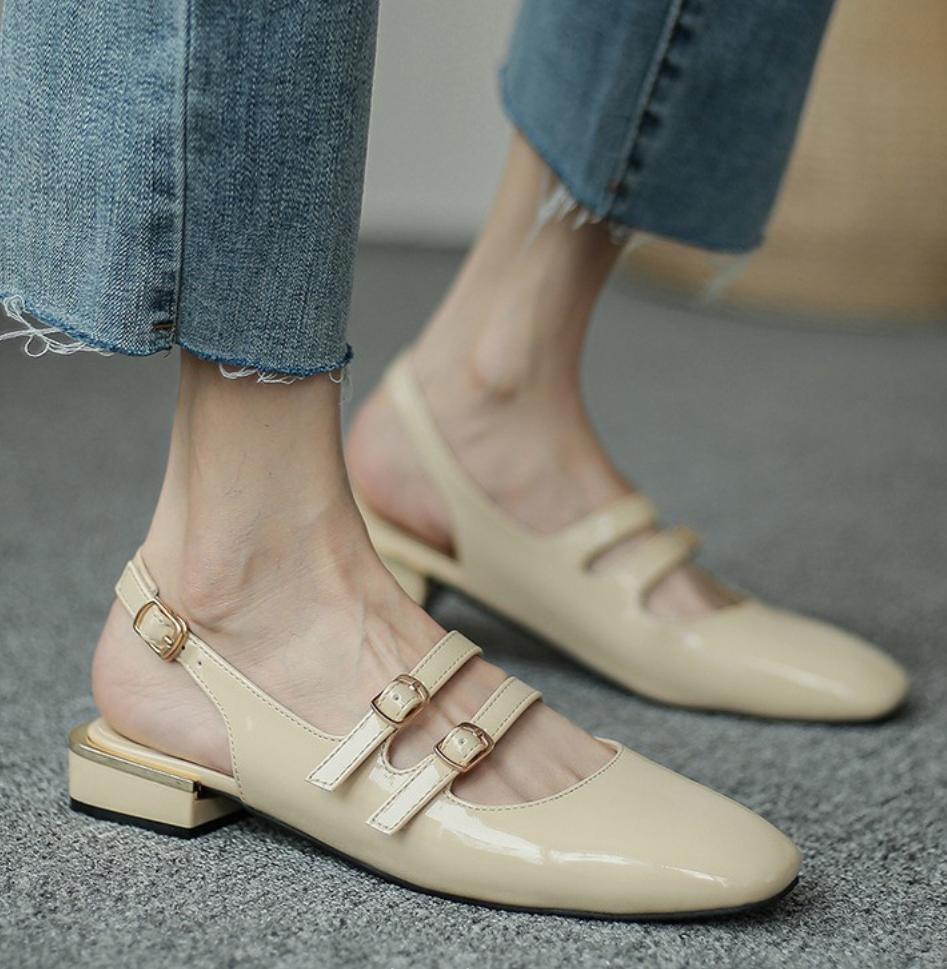 French Vintage Summe Patent Leather Shoes Low Heel Sandals Square Toe Mary Jane High Heels Ladies Double Buckle Elegant Sandals
