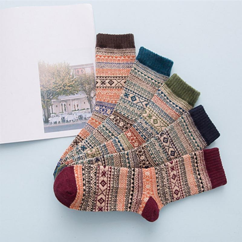 5 Pairs of Men's Autumn and Winter Thick Warm Small Diamond Ethnic Wool Socks