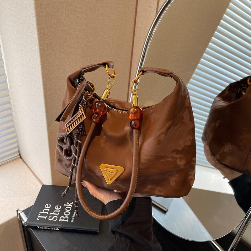 High-end fashion retro bag women's new dumpling bag versatile shoulder messenger bag