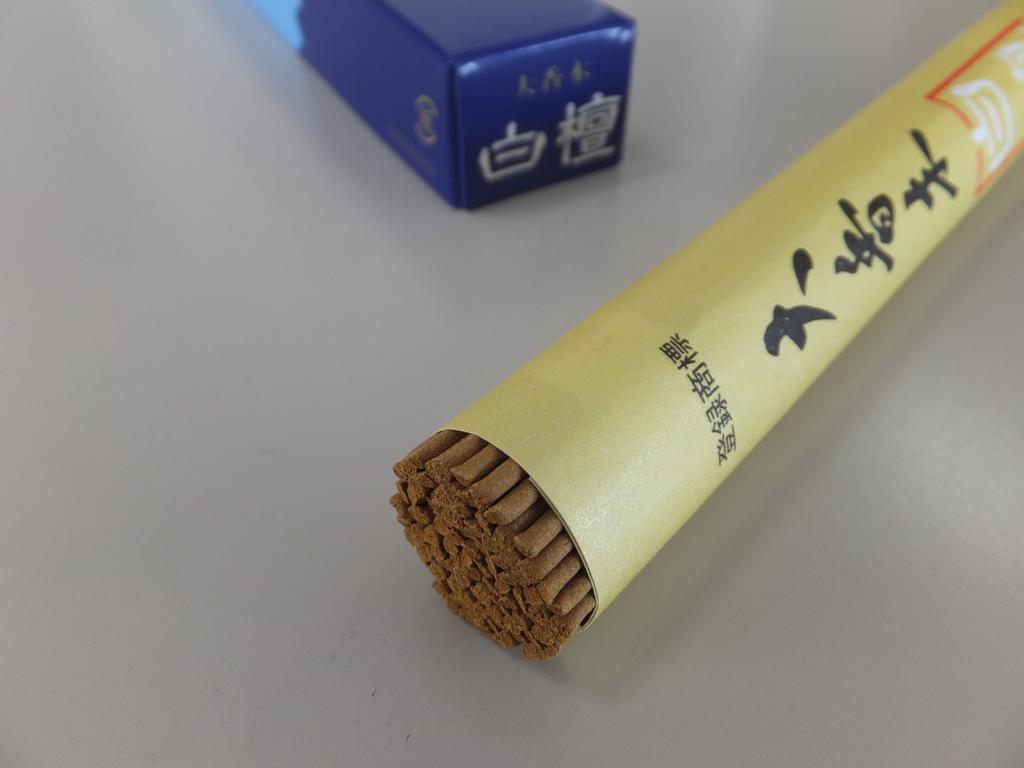 Seikado Incense Sticks, Large Sandalwood, Long, 1 Stick