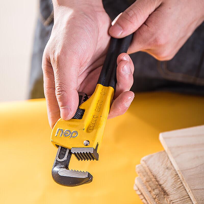 Deli Heavy-Duty Self-Adjusting Pipe Wrench