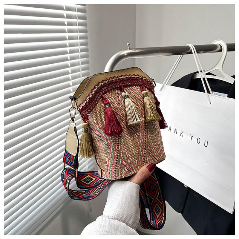 Bolsa Feminina de Alta Qualidade Diagonal Estilo Étnico Nicho Tecida Balde Ombro Combina com Tudo Bolsa de Franjas