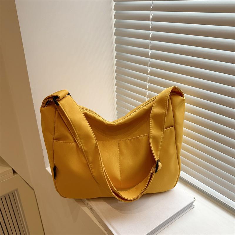 New Summer Popular Large-capacity Simple Casual Solid Color Shoulder Crossbody Fashion Class Commuter Tote Bag