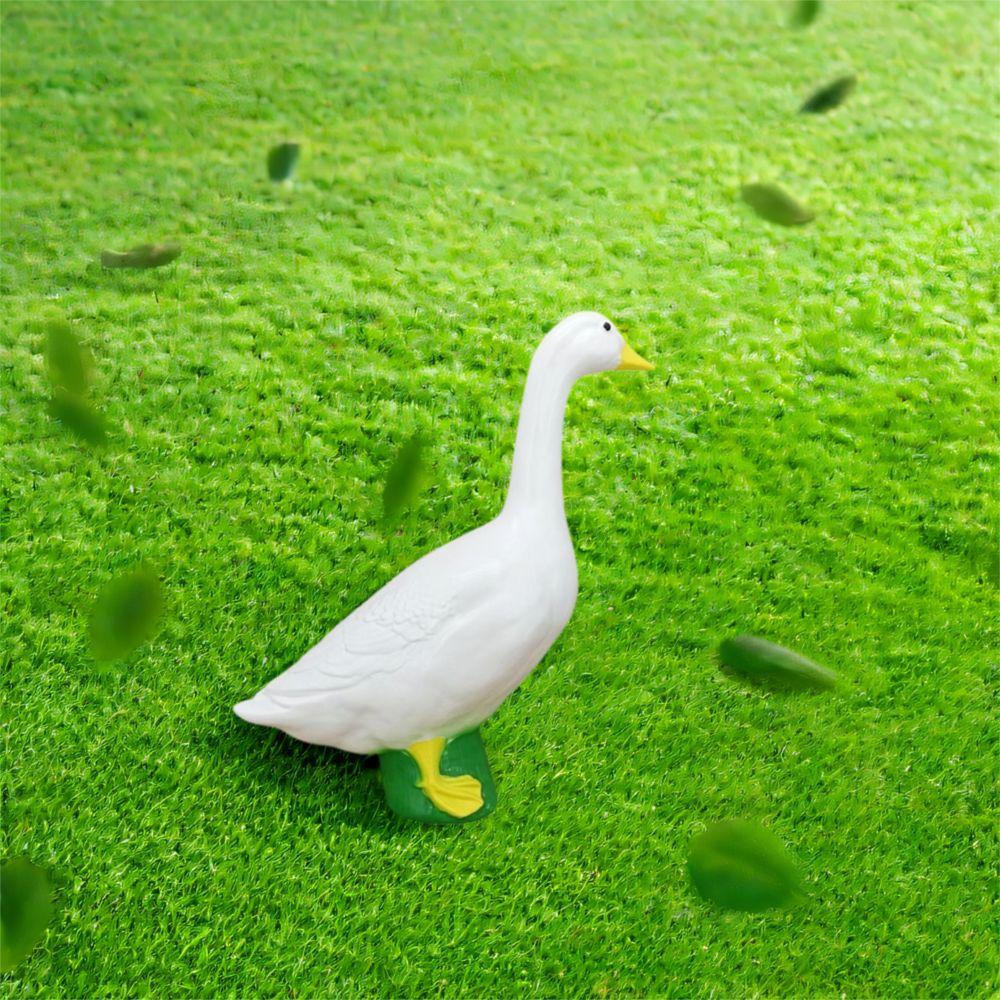 Resin Goose Figurine Lifelike Desktop Ornament Garden Decoration Miniature Sculpture  Office