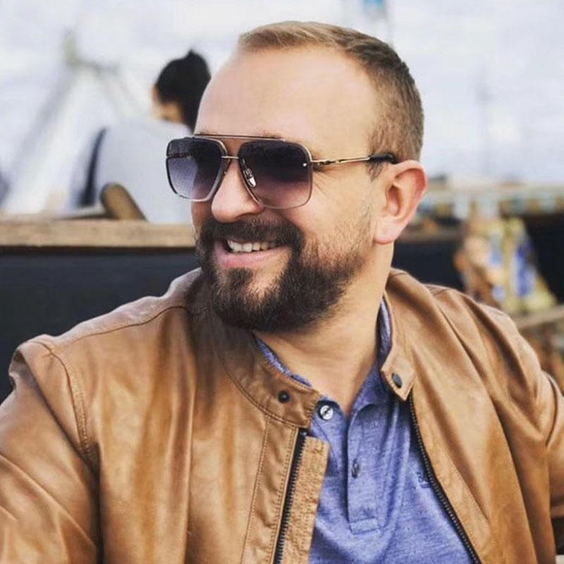 Fashion Square Sunglasses Men Vintage Big Frame Women Gradient Lens Sun Glasses Luxury Brand Metal Punk Eyewear Uv400