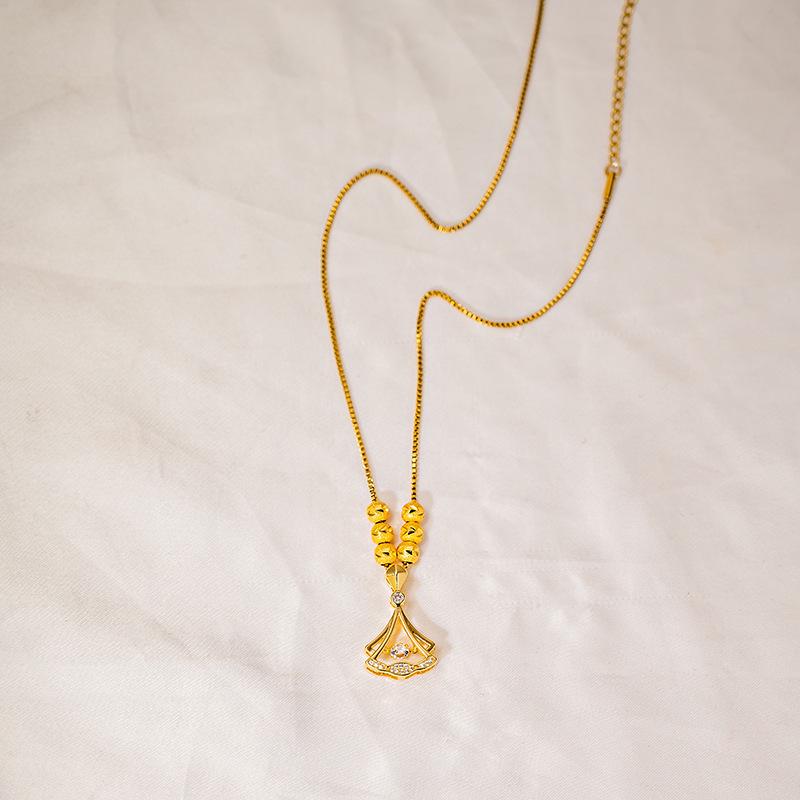 Versatile Lively Ginkgo Leaf Rhinestone Clavicle Necklace - Light Luxury Design