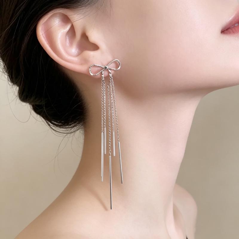 Elegant Bow Tassel Earrings: Stylish, High-End Ear Jewelry for Women