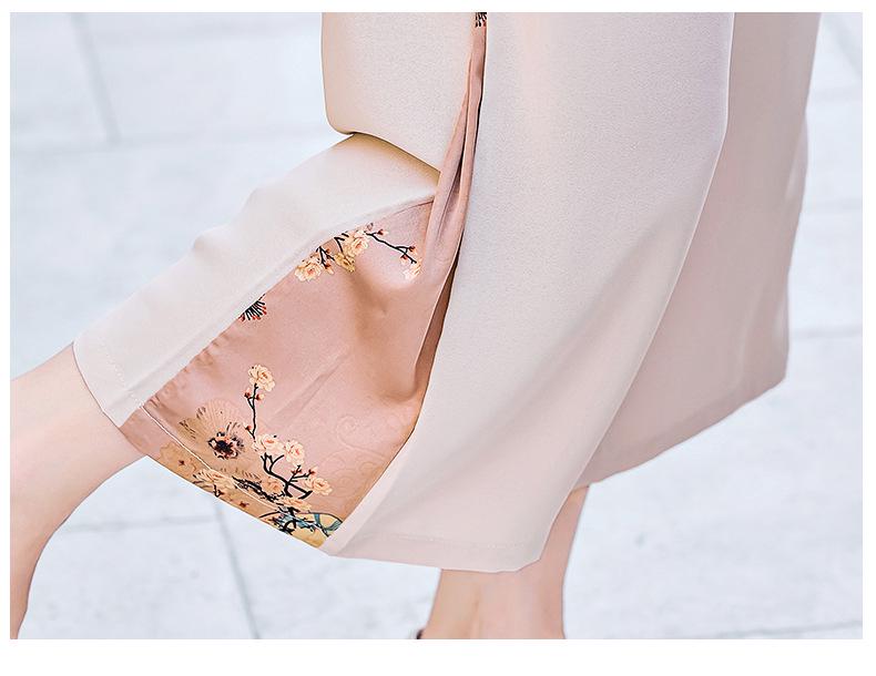 Elegant Chinese-Style Summer Two-Piece Outfit for Moms