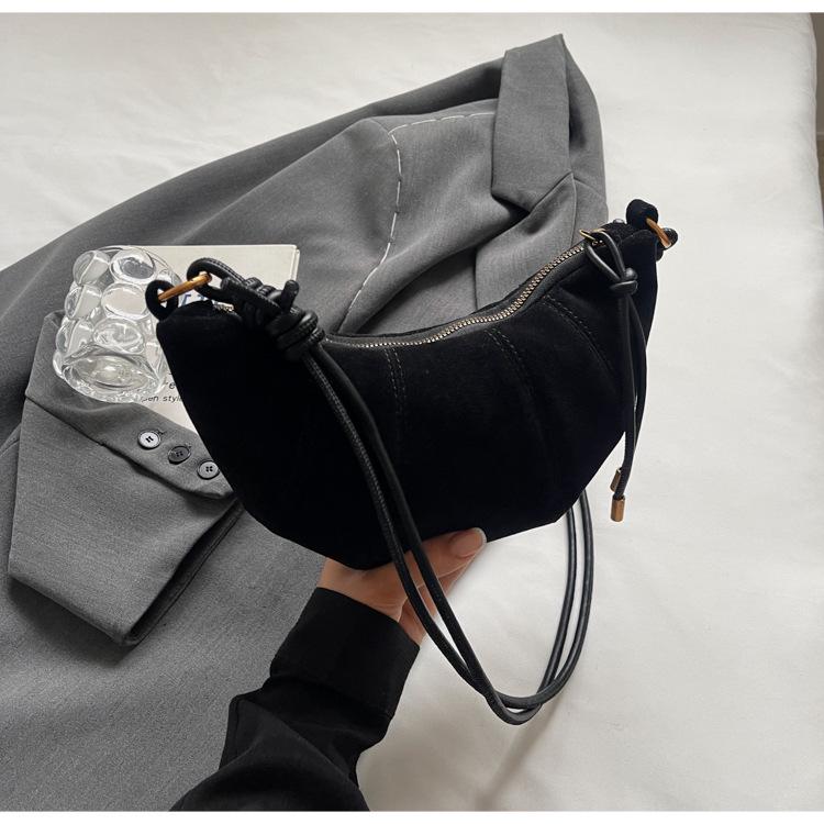 Chic Underarm Croissant Bag - Versatile Retro Leather Crossbody for Women