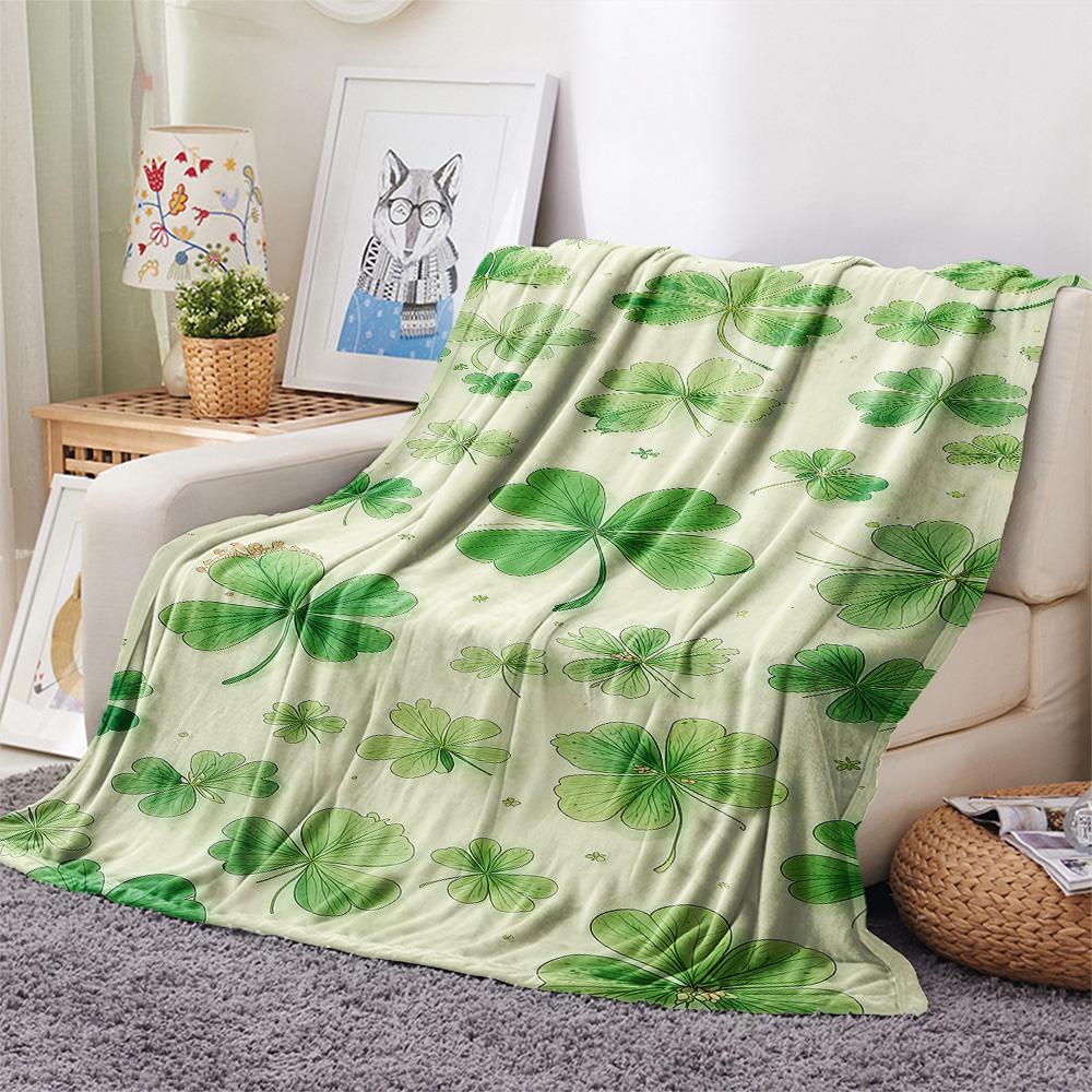 1PC Clover Print FlAannel Blanket, High quality Comfortable for All Seasons, Home Decor, Warmth and Comfort