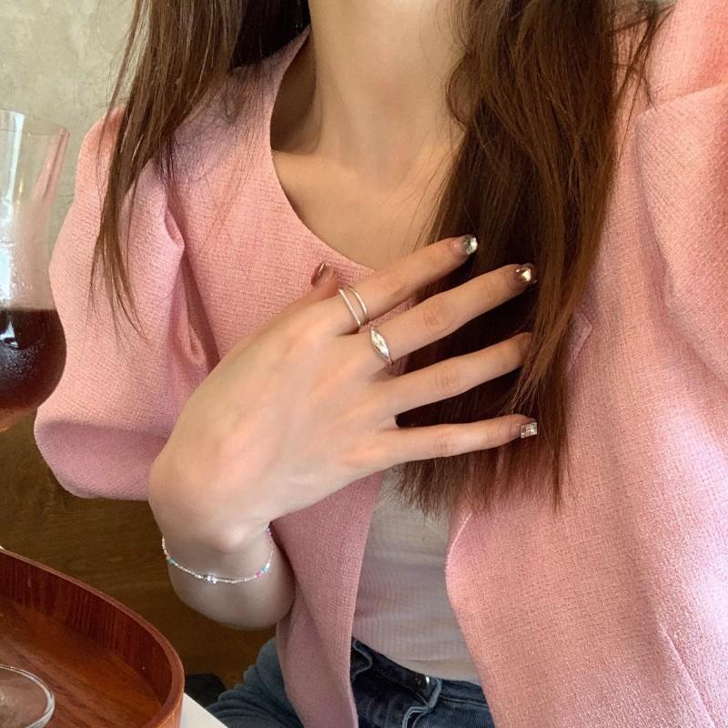 Bague couleur argent pour femme fille bijoux géométrie évidé design chevauchement design de niche à la mode avec un style minimaliste