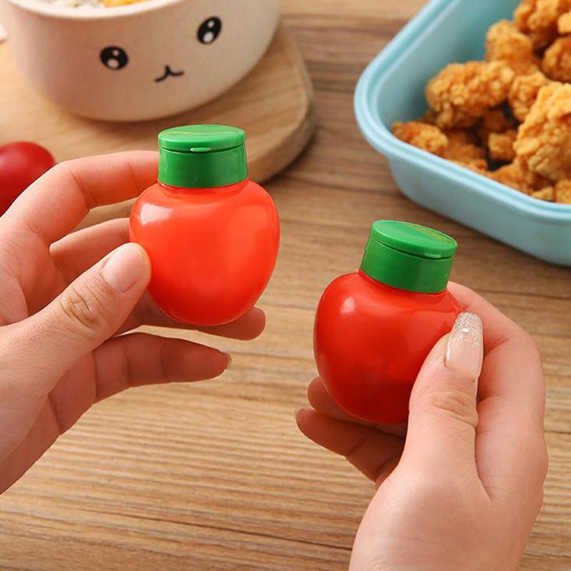 4Pcs 50ML Plastic Spice Jar Reusable Kitchen Salt Ajinomoto Dispenser Mini Seasoning Jar Pepper Seasoning Bottle Bento Decor