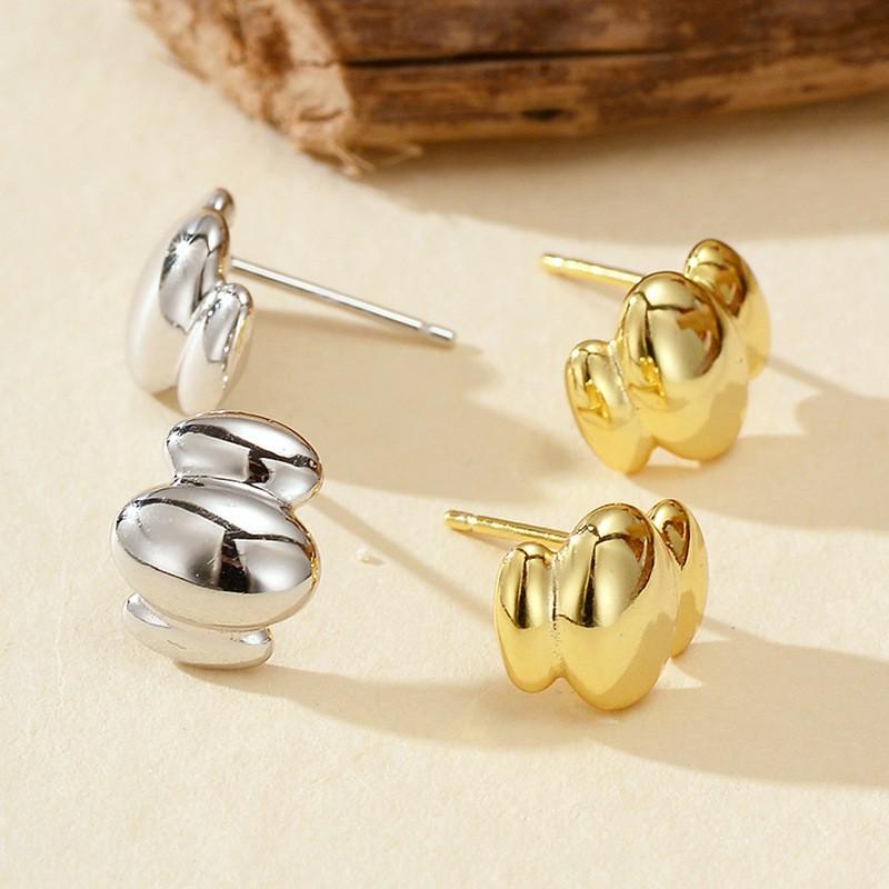 Geometric Horn-Shaped Stud Earrings Women Sterling With 18K Gold Plating Modern Minimalist Fashion Jewelry