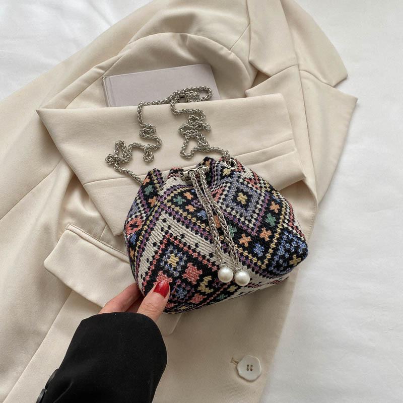 Trendy 2023 Women's Chain Bucket Bag Fashionable Canvas Crossbody Handbag