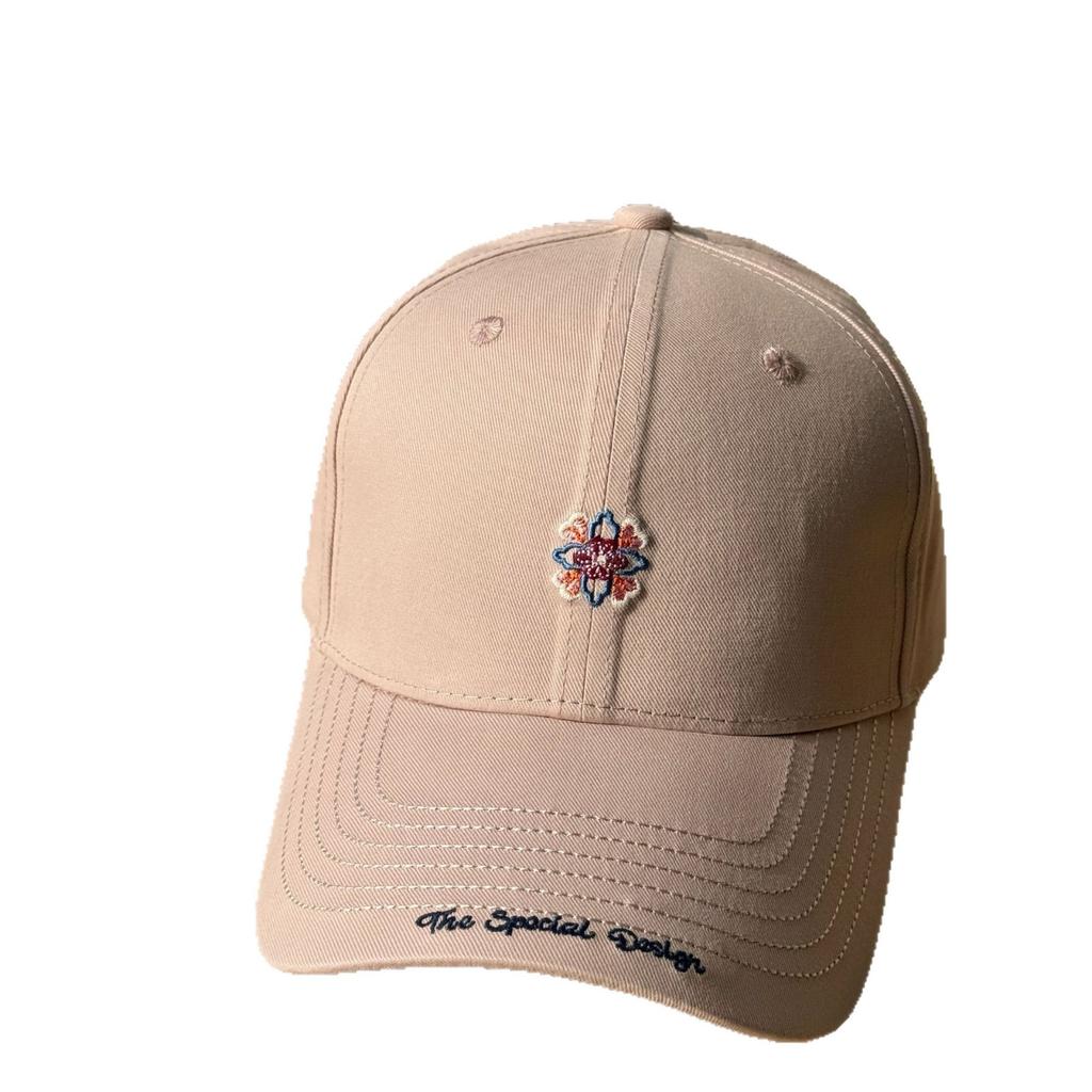Koreanischer Baseballhut mit steifer Krempe für Damen und Herren, lässiger vielseitiger Hut mit dreidimensional gestickten Blumen, Sonnenschutz, Gesichtsformend,