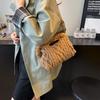 New Winter Women Knitted Shoulder Bag Textured Casual and Simple Design Crossbody Chain Bag Fashiable Commuting Handle Bag