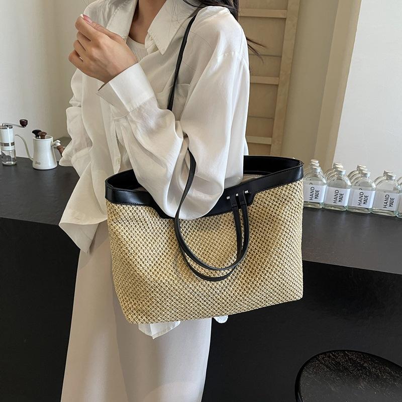 New Fashion Shoulder Bag Casual Tote Bag Portable Large Capacity Bag Women