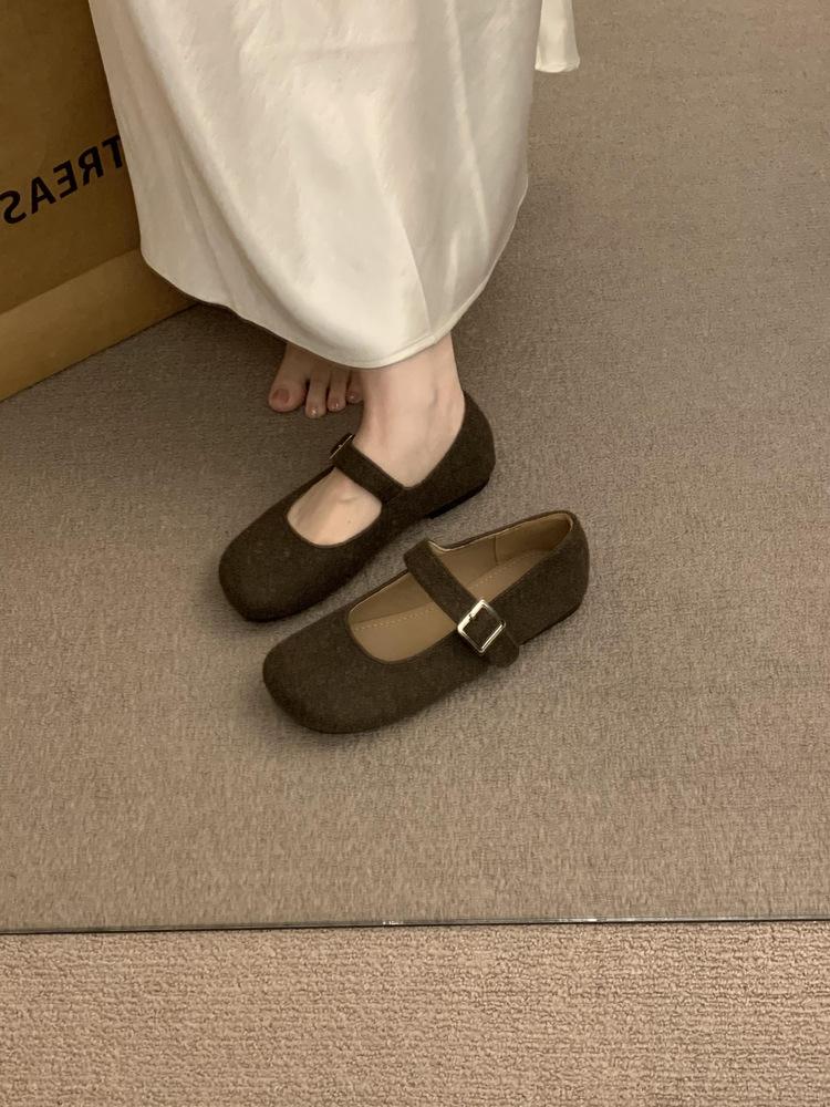 Mori woolen single shoes women's shoes 2025 spring and autumn new French retro casual flat bottom with Mary Jane shoes