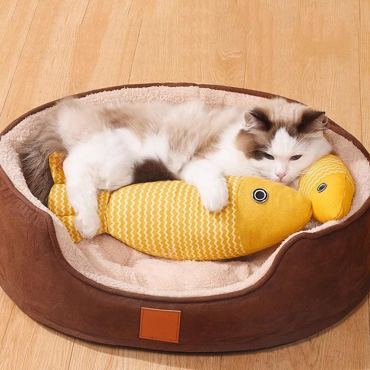 Fish Shaped Cat Toy Linen Material Contains Catnip Chew Toy  Cat Supplies