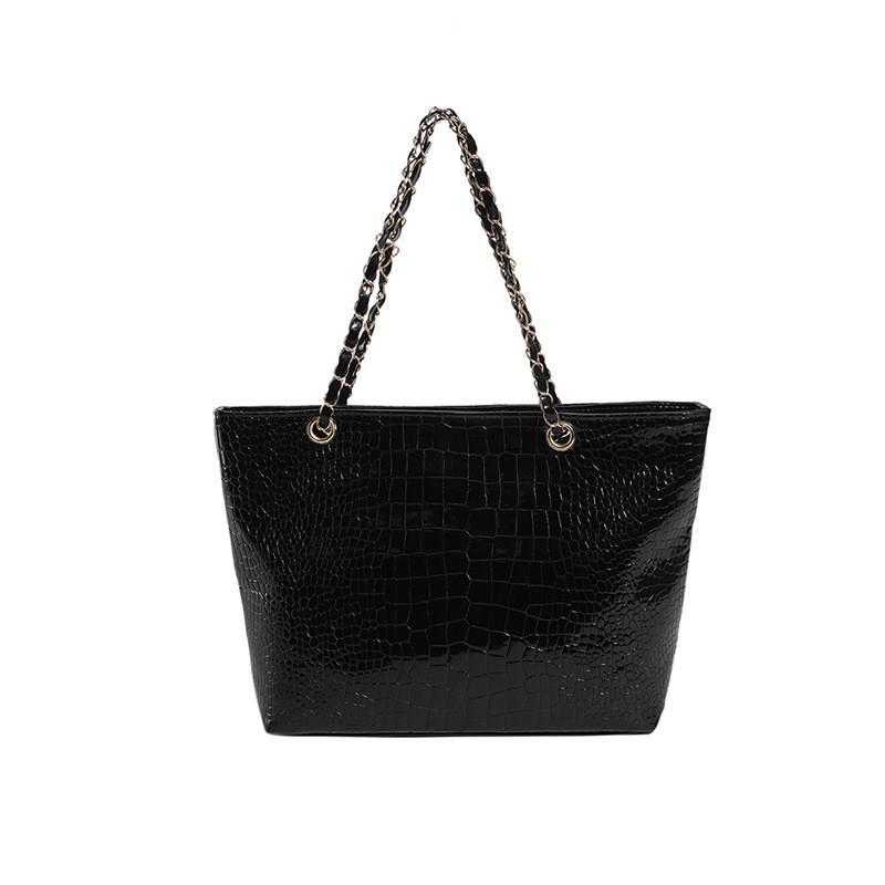 Trendy Black Tote Bag With High-end Feel And Street Style Elements