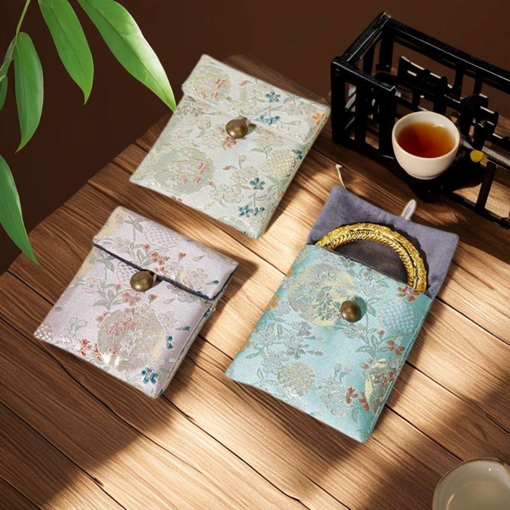 Embroidered Flowers Earrings Storage Case Chinese Style Jewelry Holder  Outdoors