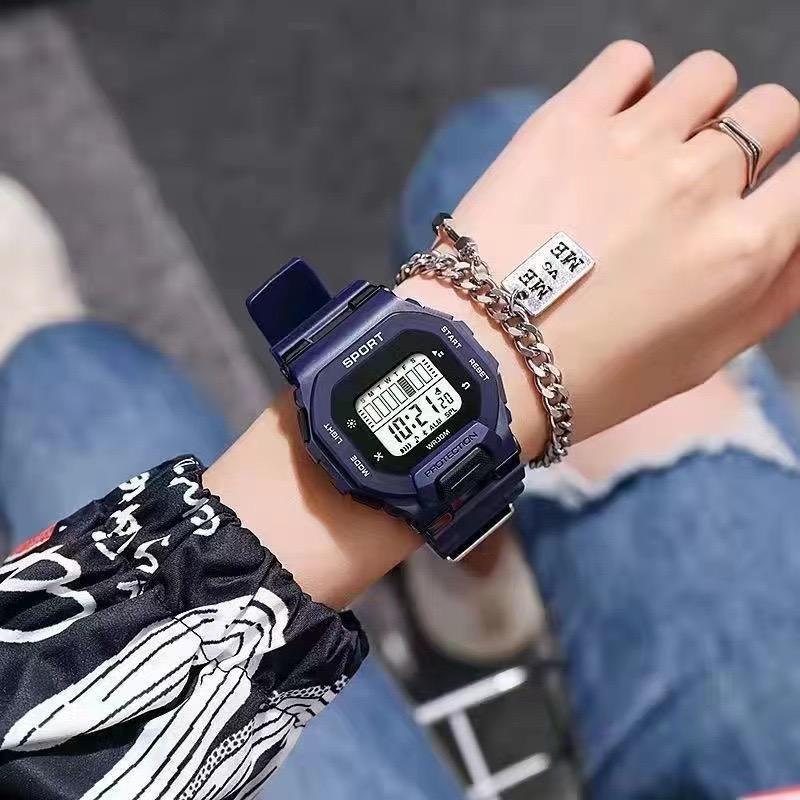 

Мужские спортивные часы Водонепроницаемые Светодиодные цифровые часы Студенческие Для приключений на открытом воздухе Тренд Многофункциональные Электронные часы Подарок Новые синий