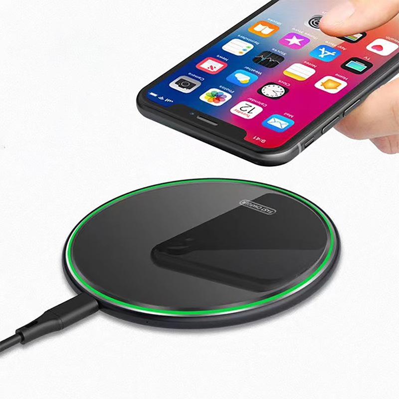 15W Qi Wireless Charger Pad For iPhone 14 13 12 11 Pro Xs Max Induction Fast Wireless Charging Station For Samsung Huawei Xiaomi