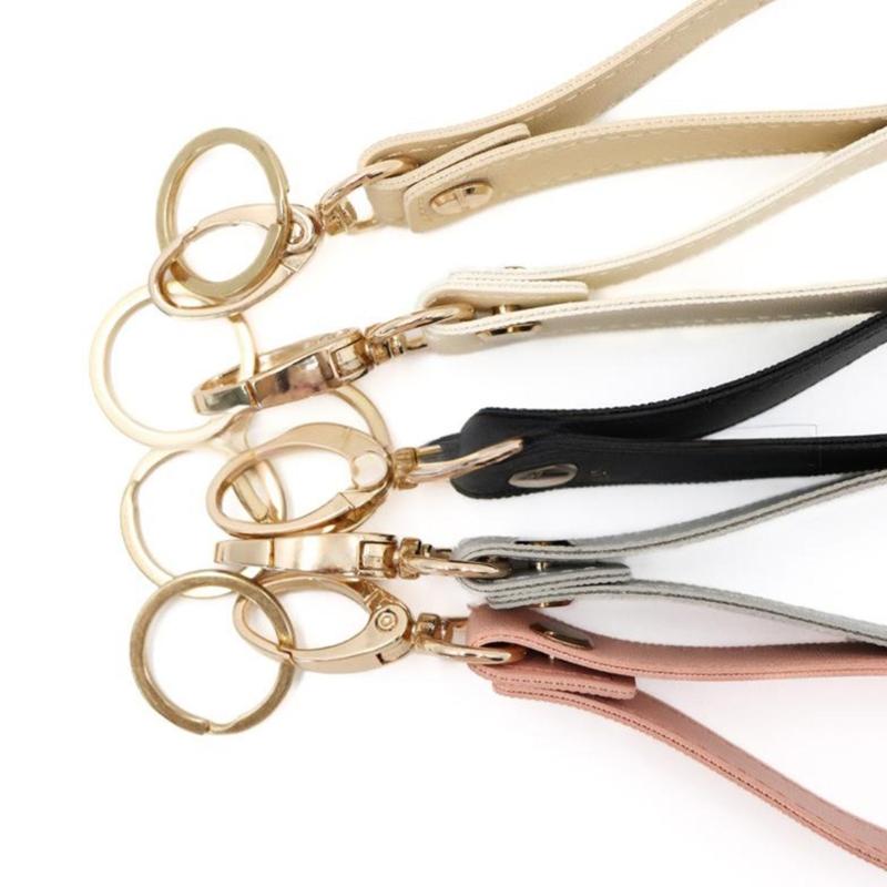 Premium Leather Keychain Sleek Design Sturdy Metal Hook Key Rings for Everyday Carry Secure Key Holder