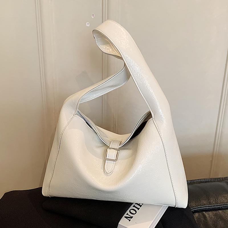 Fashionable Trendy Single-shoulder Bag with Large Capacity, Retro Underarm Bag, Women's Niche Commuter Tote Bag