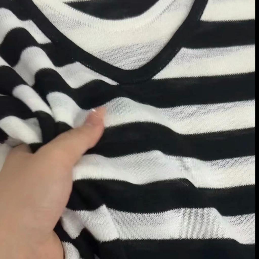 Two-piece V-neck Short-sleeved Summer Women's Loose-fitting Slimming Thin Style Cover-up Sleeveless T-shirt Top Knitted Sweater
